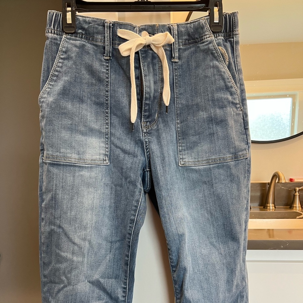 Judy Blue Jogger Jeans Size 5/27